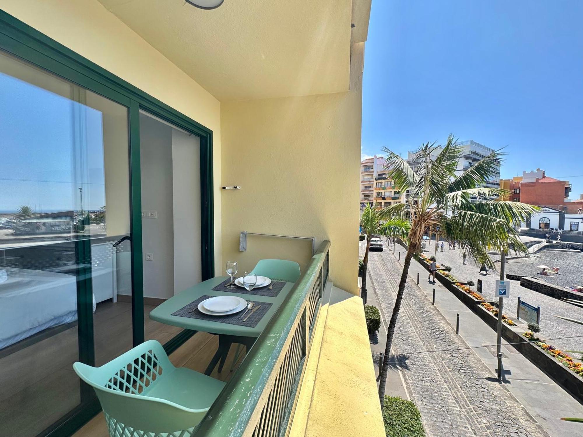 Sea&pool Apartment *
